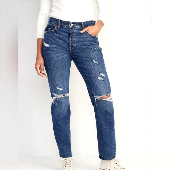 Old Navy Denim - NWT Old Navy slouchy straight jeans high rise distressed size 4